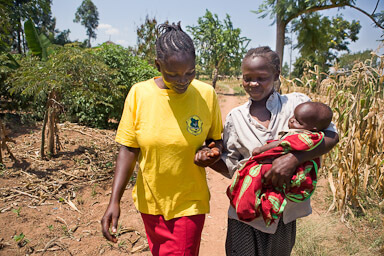 PATH partners with the US government to develop and adapt innovative global health technologies—including thermostable vaccines, injection devices, and medicines—that safeguard the health of mothers and children, like these in Kenya. Credit: PATH/Evelyn Hockstein.